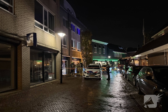 Agenten krijgen last van gevaarlijke stof in woning