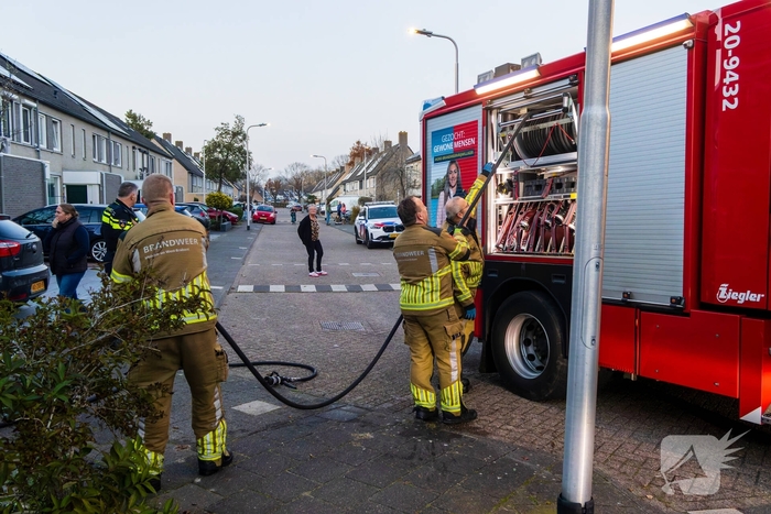 Eigenaar woning naar ziekenhuis na brand in schuurtje