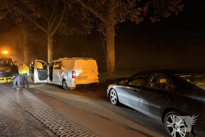 Meerdere gewonden na botsing door mist