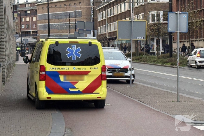 Kind op fiets aangereden door automobilist