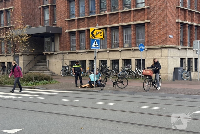 Kind op fiets aangereden door automobilist