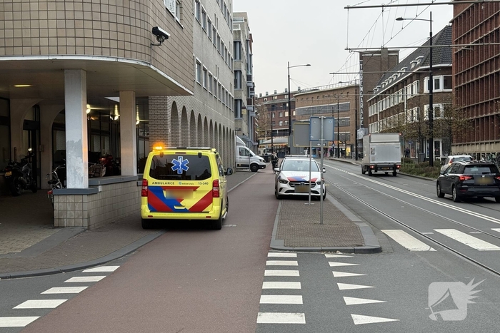 Kind op fiets aangereden door automobilist