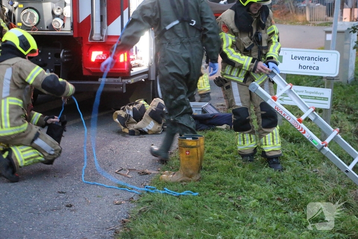 Hulpdiensten ingezet voor 'verdrinkend' schoeisel