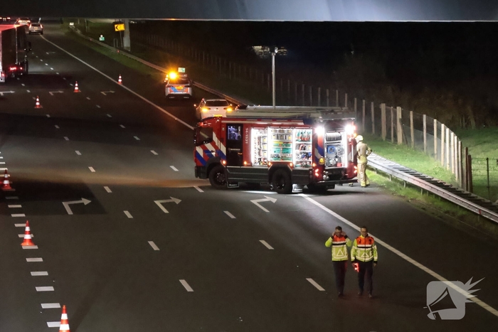 Botsing op snelweg leidt tot bevrijding van inzittende