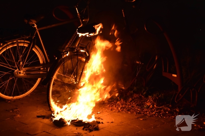 Fiets volledig verwoest na brand