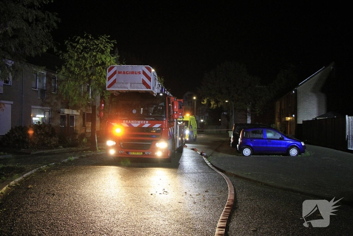 Woningbrand leidt tot ontruiming van woningen