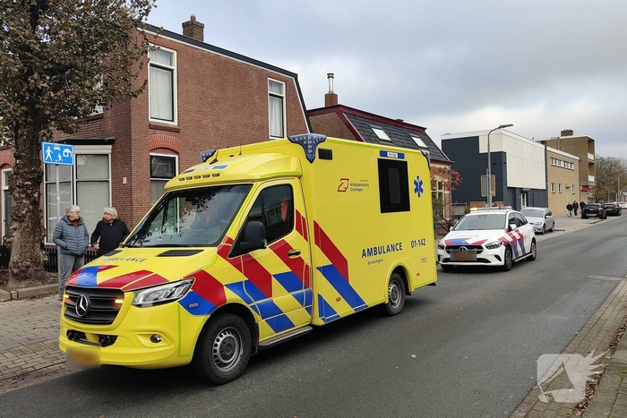 Fietser geschampt door bestelbus