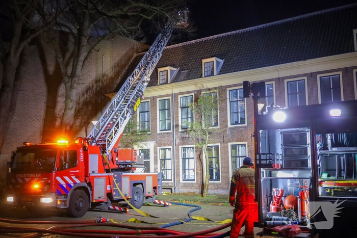 Grote brand vereist massale inzet brandweer