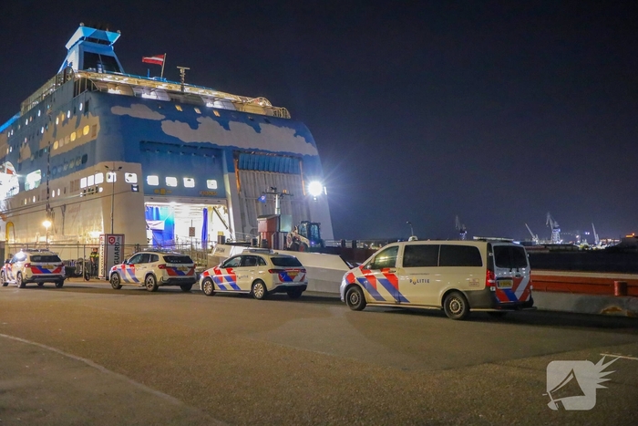 Steekpartij leidt tot aanhouding en gewonde