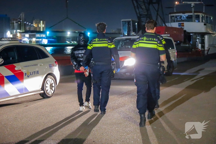 Steekpartij leidt tot aanhouding en gewonde