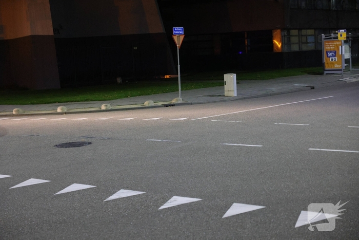 Forse aanrijding op drukke kruising