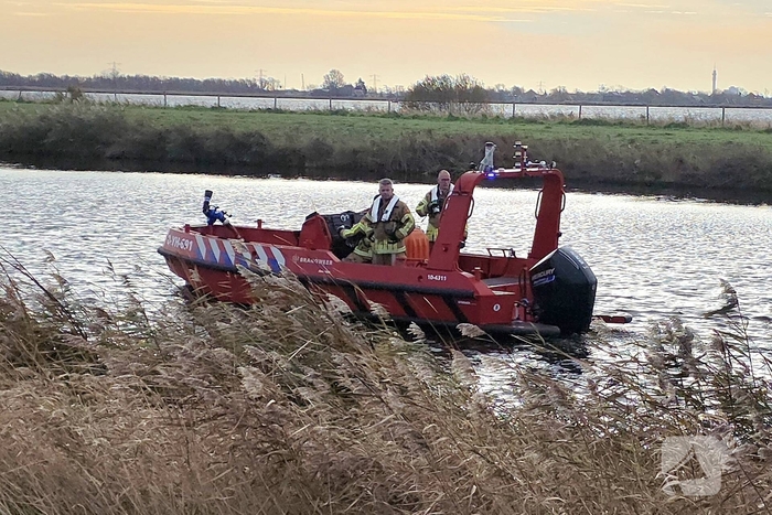 Grote zoekactie na melding te water