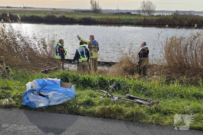 Grote zoekactie na melding te water