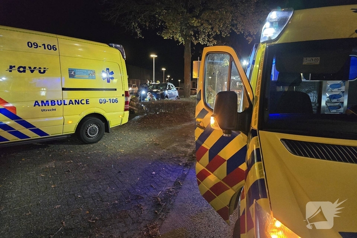 Automobilist rijdt fietser aan op fietspad