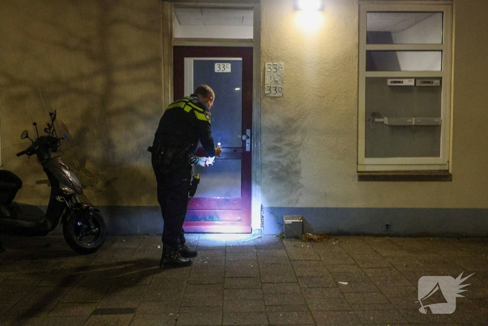 Explosie bij portiek mogelijk wraakactie