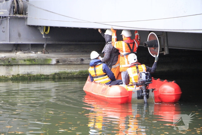 Onderzoek naar schade stadsbrug