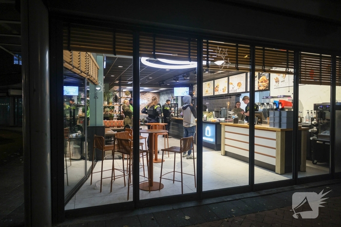 Overval op snackbar door twee gemaskerde daders