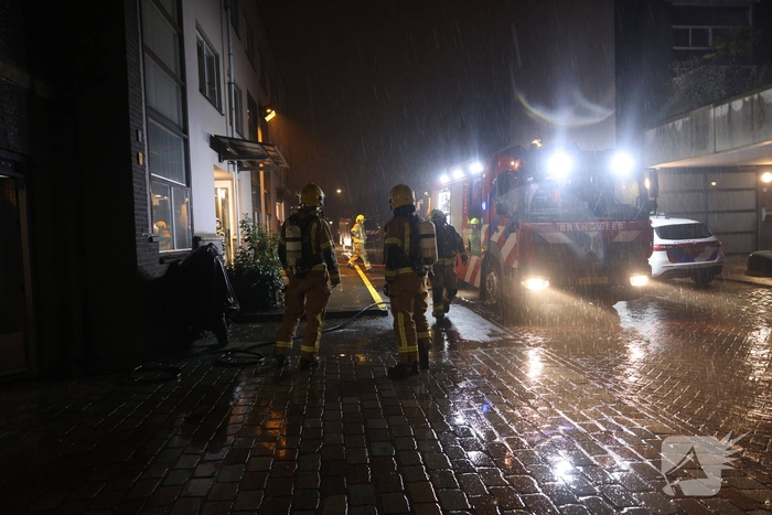 Industriebrand verwoest voertuigen in garage