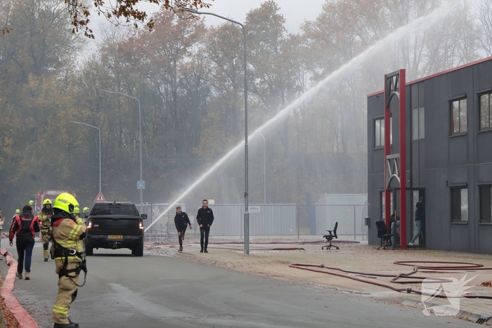 Grote brand in coatingsbedrijf veroorzaakt rookontwikkeling