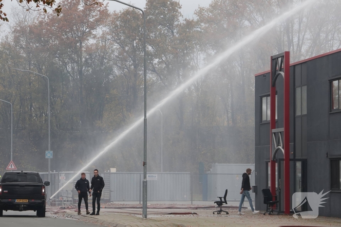 Grote brand in coatingsbedrijf veroorzaakt rookontwikkeling