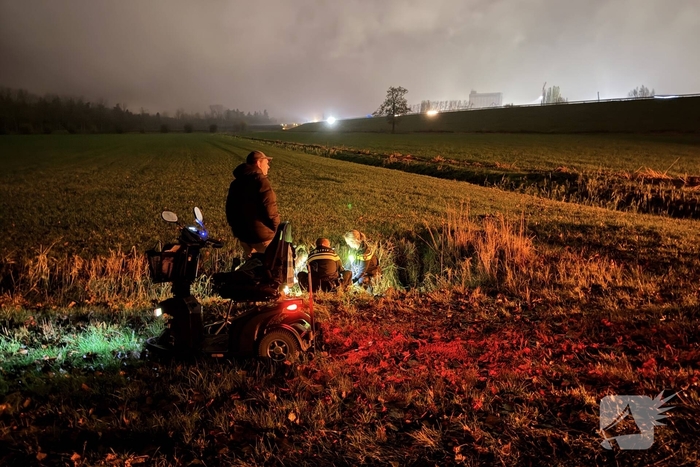 Scootmobielrijder raakt te water en gewond