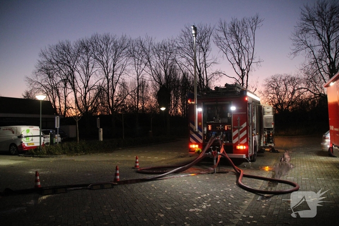 Flinke rookontwikkeling bij brand in bijgebouw