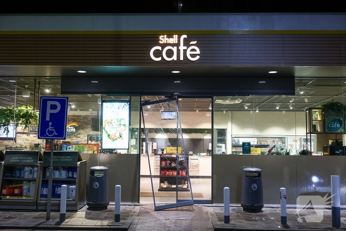 Mislukte diefstal in tankstation