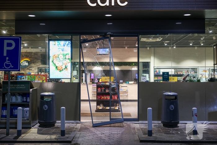 Mislukte diefstal in tankstation