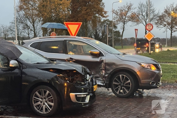 Ongeval tussen twee auto's zonder gewonden