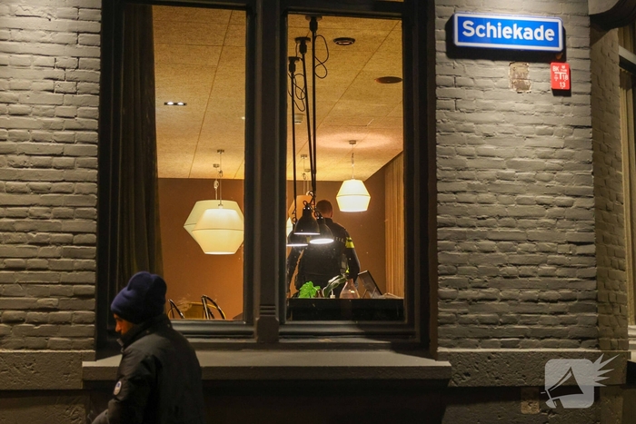 Schutter richt op mensen en slaat op de vlucht na conflict