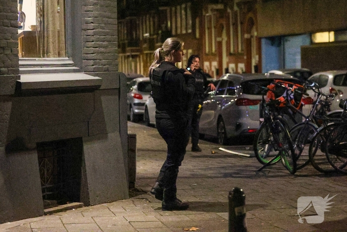 Schutter richt op mensen en slaat op de vlucht na conflict