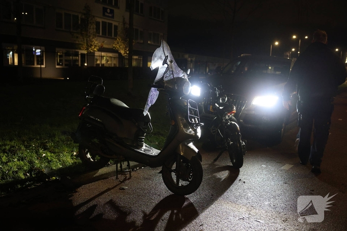 Ongeval tussen bromfietser en fatbike met gewonde