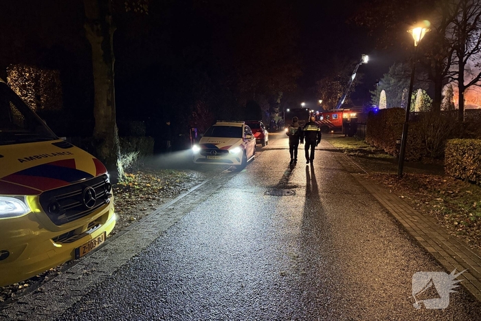 Uitslaande brand verwoest woning