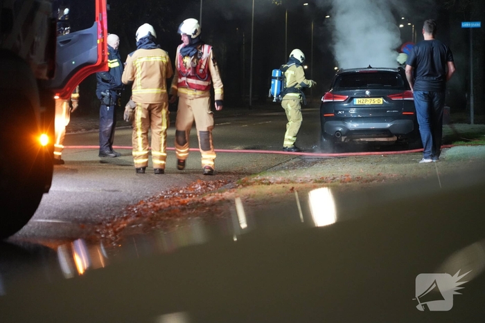 Auto volledig verwoest door brand