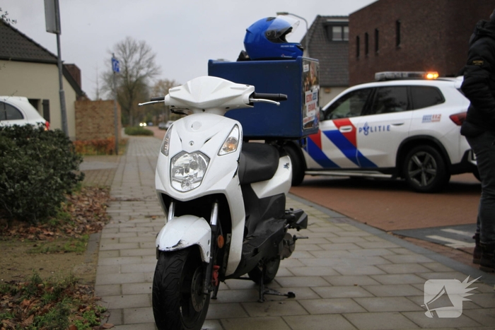 Maaltijdbezorger raakt lichtgewond bij ongeval