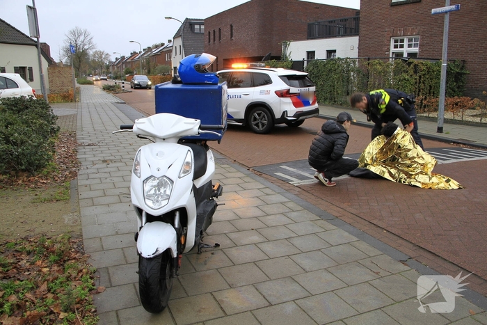 Maaltijdbezorger raakt lichtgewond bij ongeval
