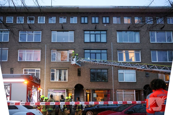 Woningbrand in Rotterdam snel opgeschaald