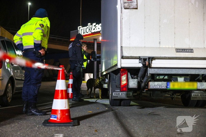 Grote controle door diverse diensten