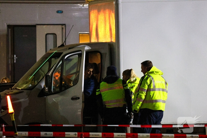 Grote controle door diverse diensten