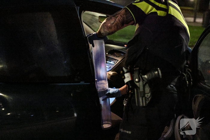 Politie grijpt in bij gewapende vechtpartij