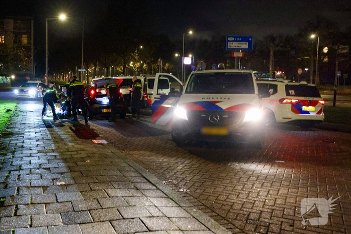 Politie grijpt in bij gewapende vechtpartij