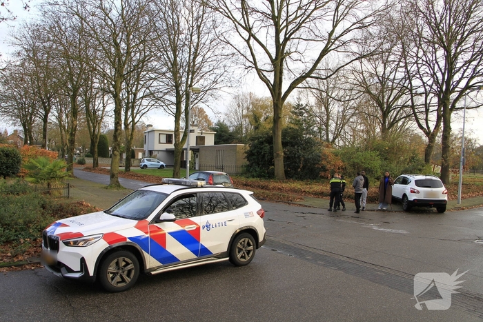 Kindje en bestuurder gewond bij aanrijding