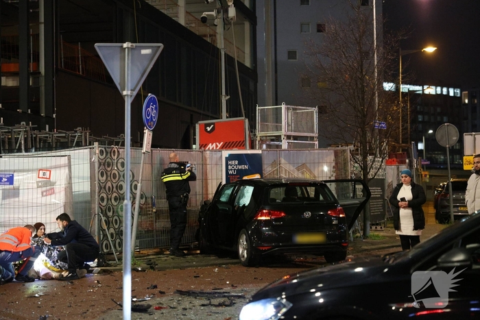 Twee gewonden na ongeval tussen twee auto's