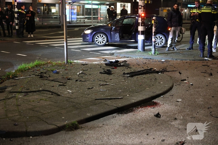 Twee gewonden na ongeval tussen twee auto's