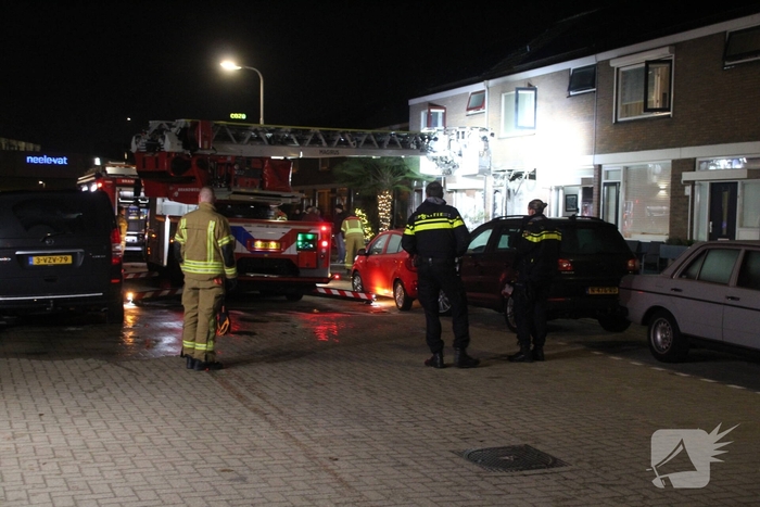 Vlammenzee in kamer van woning