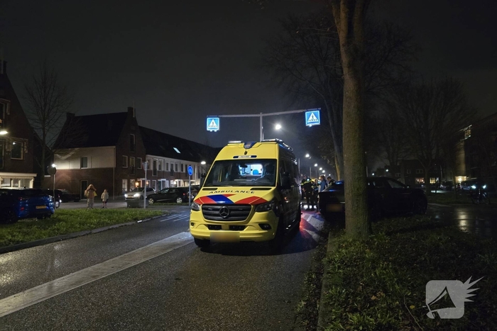 Kop-staart botsing bij zebrapad