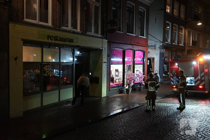 Hoogwerker en tankautospuiten ingezet voor brand