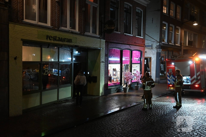 Hoogwerker en tankautospuiten ingezet voor brand