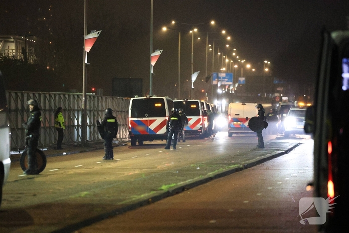 Mobiele Eenheid paraat bij wedstrijd Feyenoord tegen Celtic