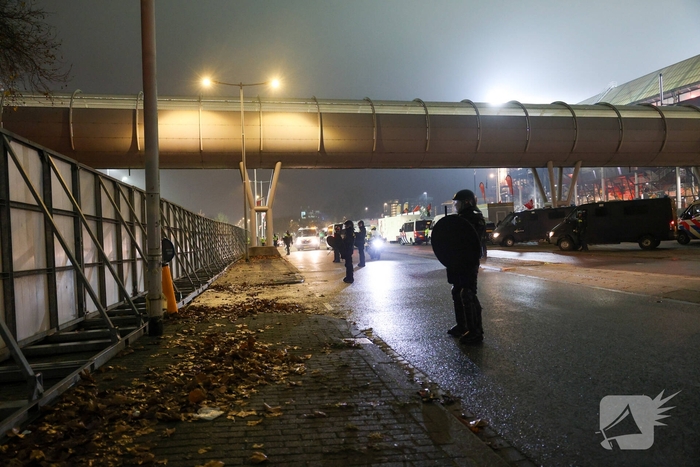 Mobiele Eenheid paraat bij wedstrijd Feyenoord tegen Celtic